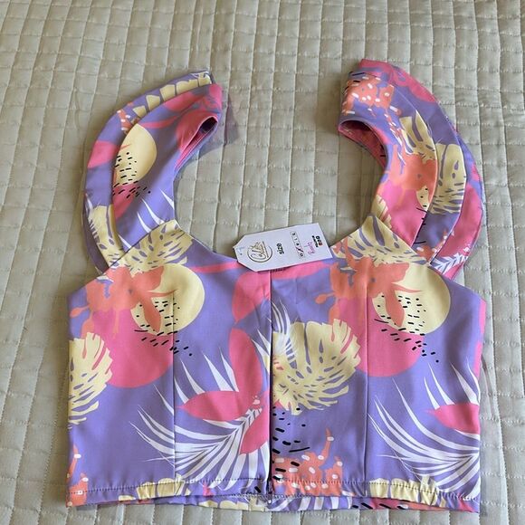 NEW - MULTICOLOR LEAF PRINT CROP TOP RUFFLED SLEEVE SZ S - Picture 8 of 11